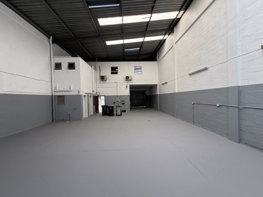 Commercial Property for Sale in Parow East Western Cape
